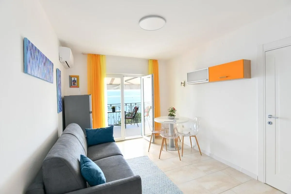 Villa Mia In Medveja - Kvarner Region Lovran Guest house
